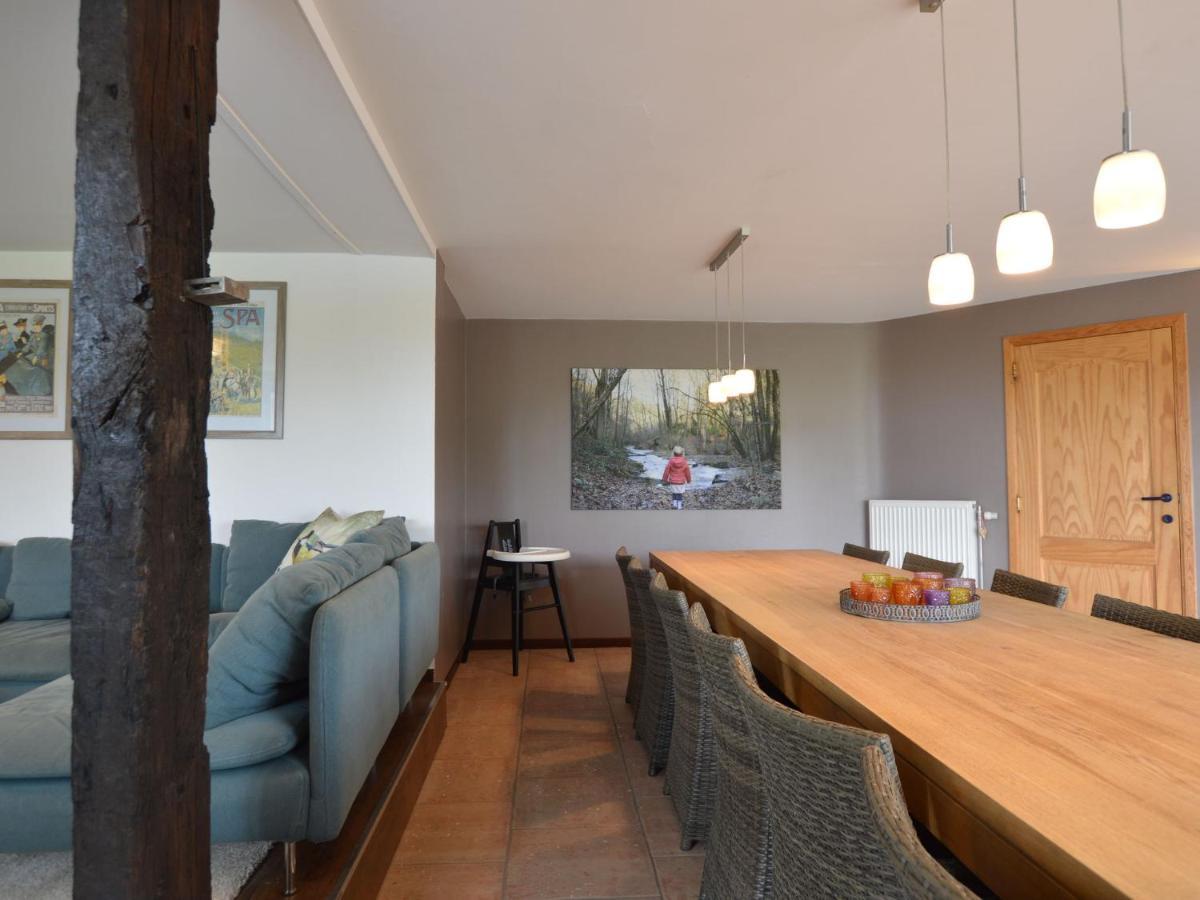 Leuk Huis Met Zwembad Cetturu Pokoj fotografie